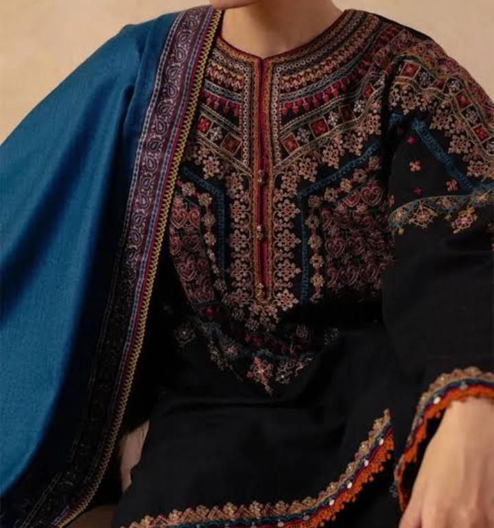 Zara Shahjahan 2PC Deep Purple Embroidered Unstitched Suit